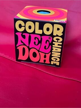 Nee Doh  Color Change Ball Squishy. New in Box. Blue